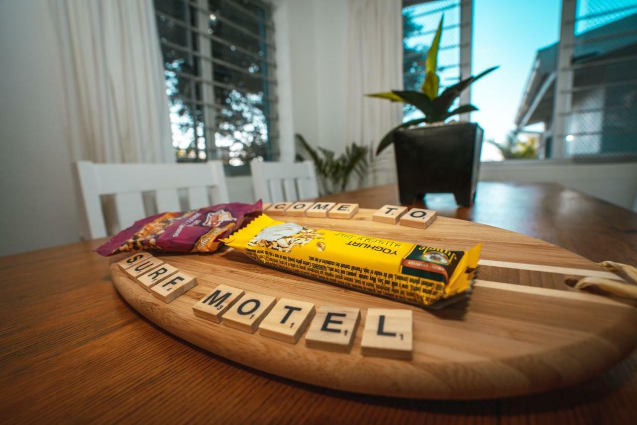 Surf Motel อัมโลทิ ภายนอก รูปภาพ
