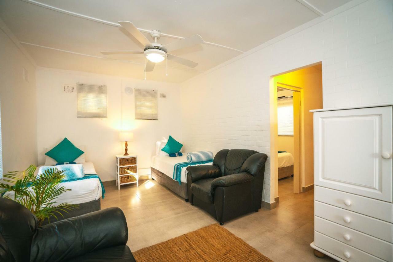 Surf Motel อัมโลทิ ภายนอก รูปภาพ
